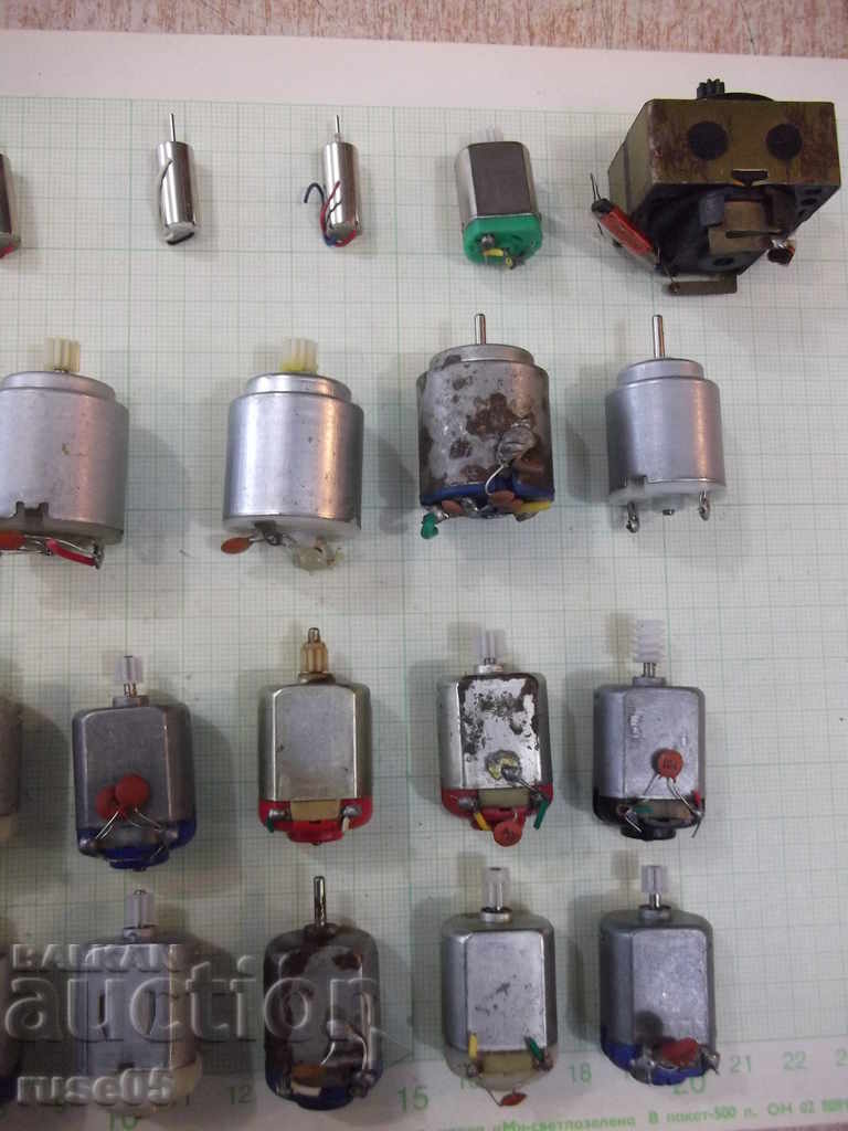 Auction  Lot of 27 microelectric motors DC-1