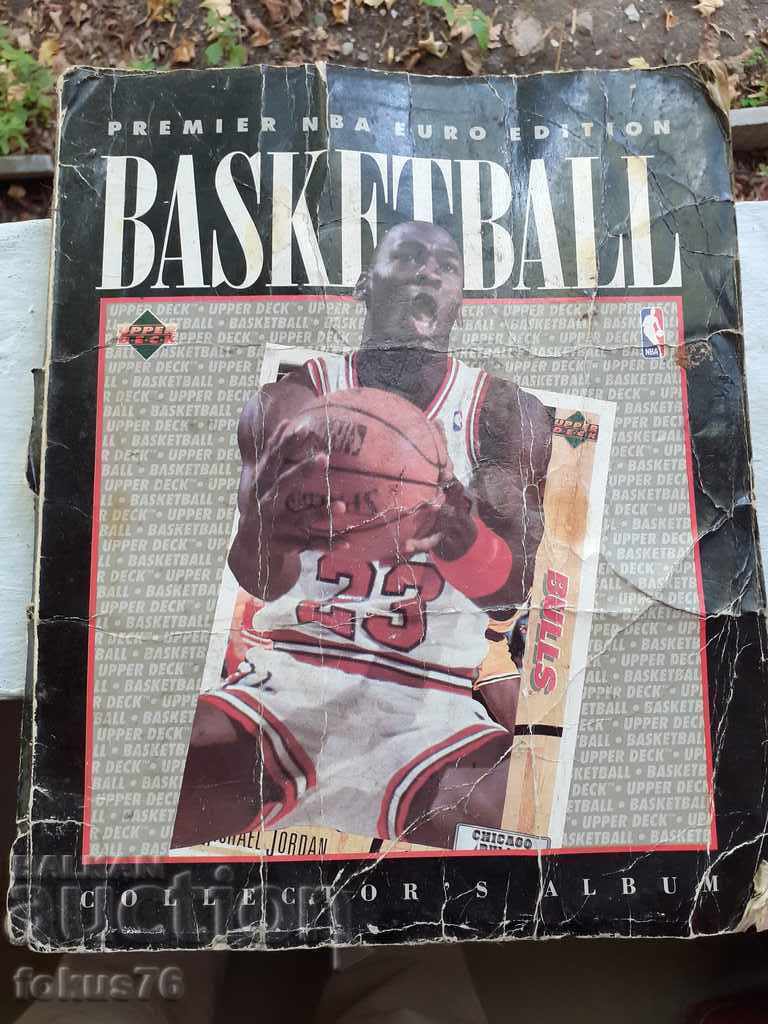 HUGE UNIQUE COLLECTION OF BASKETBALL CARDS