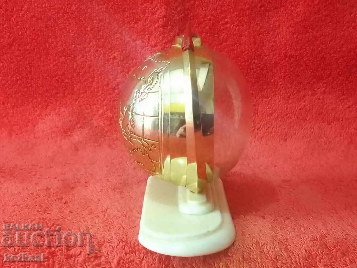 Ceas Vechi Ceas Deşteptător Slava SLAVA Globe Rocket cu preț € 69.28 | 135.50 BGN