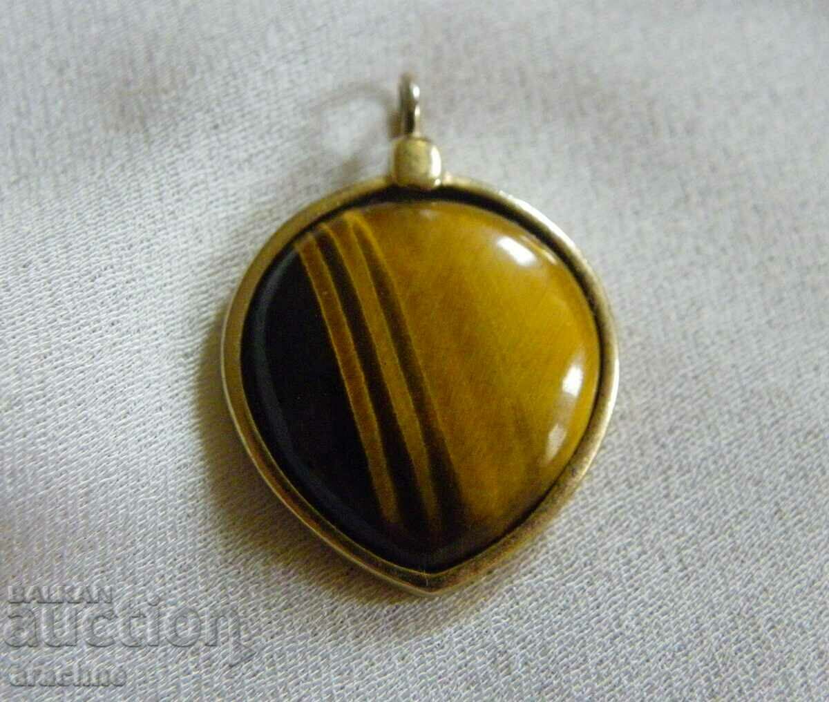 Large old silver medallion with a tiger's eye with price 25.00 BGN | € 12.78 Large old silver medallion with a tiger's eye with price 25.00 BGN | € 12.78