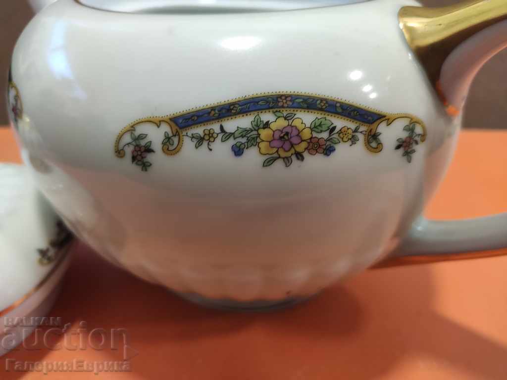 Porcelain jug with lid 16 cm with applique and marking - 6 Porcelain jug with lid 16 cm with applique and marking - 6