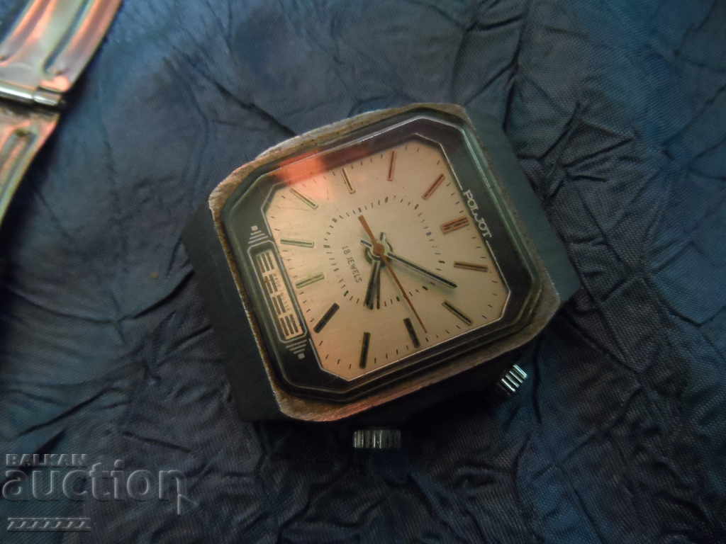 Livrarea Ceas POLJOT cu alarma Livrarea Ceas POLJOT cu alarma