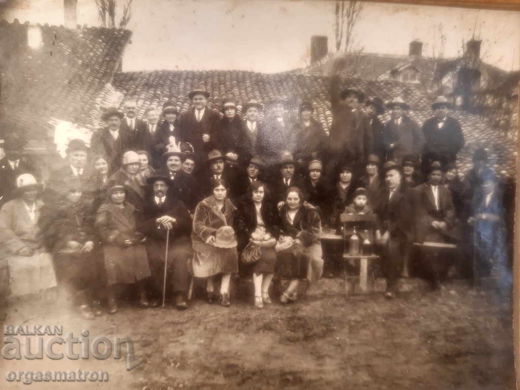 Old Photo 20/24 cm. (8) with price 15.00 BGN | € 7.67 Old Photo 20/24 cm. (8) with price 15.00 BGN | € 7.67