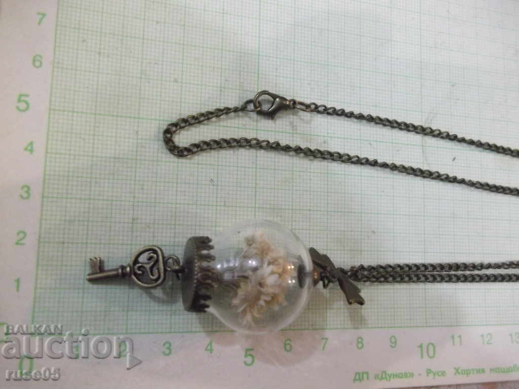 Lanț cu pandantiv - 1 cu preț 5.00 BGN | € 2.56