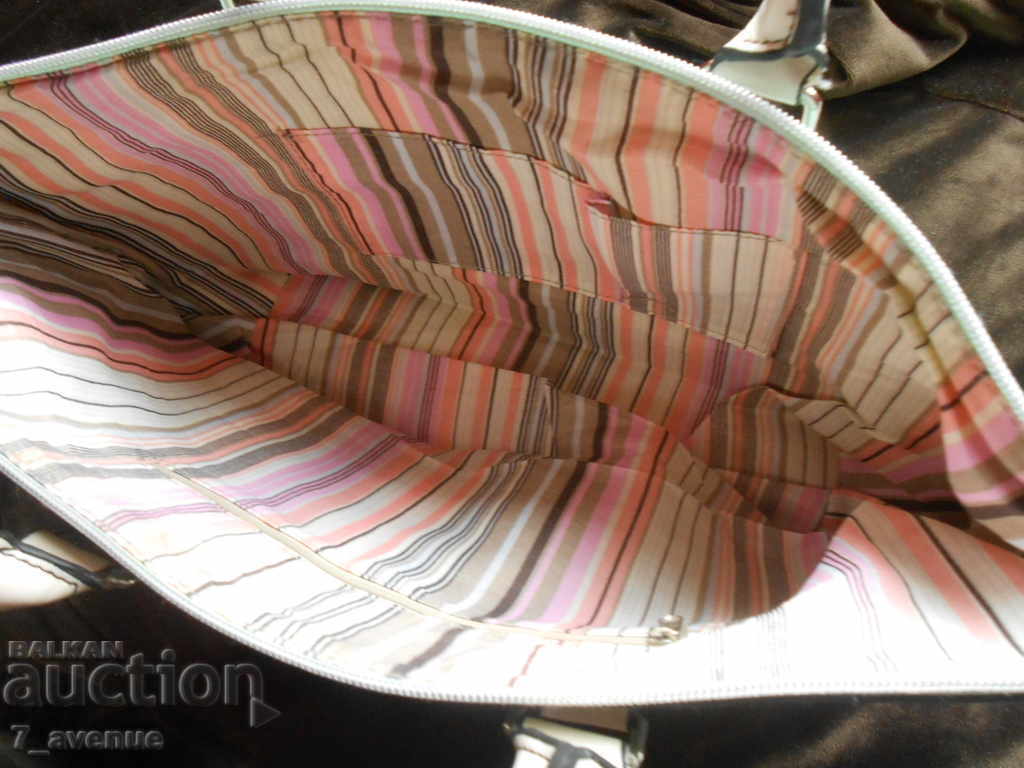 Auction Women's BAG interesting and wonderful, VINTAGE 9.11.2020 Auction Women's BAG interesting and wonderful, VINTAGE 9.11.2020