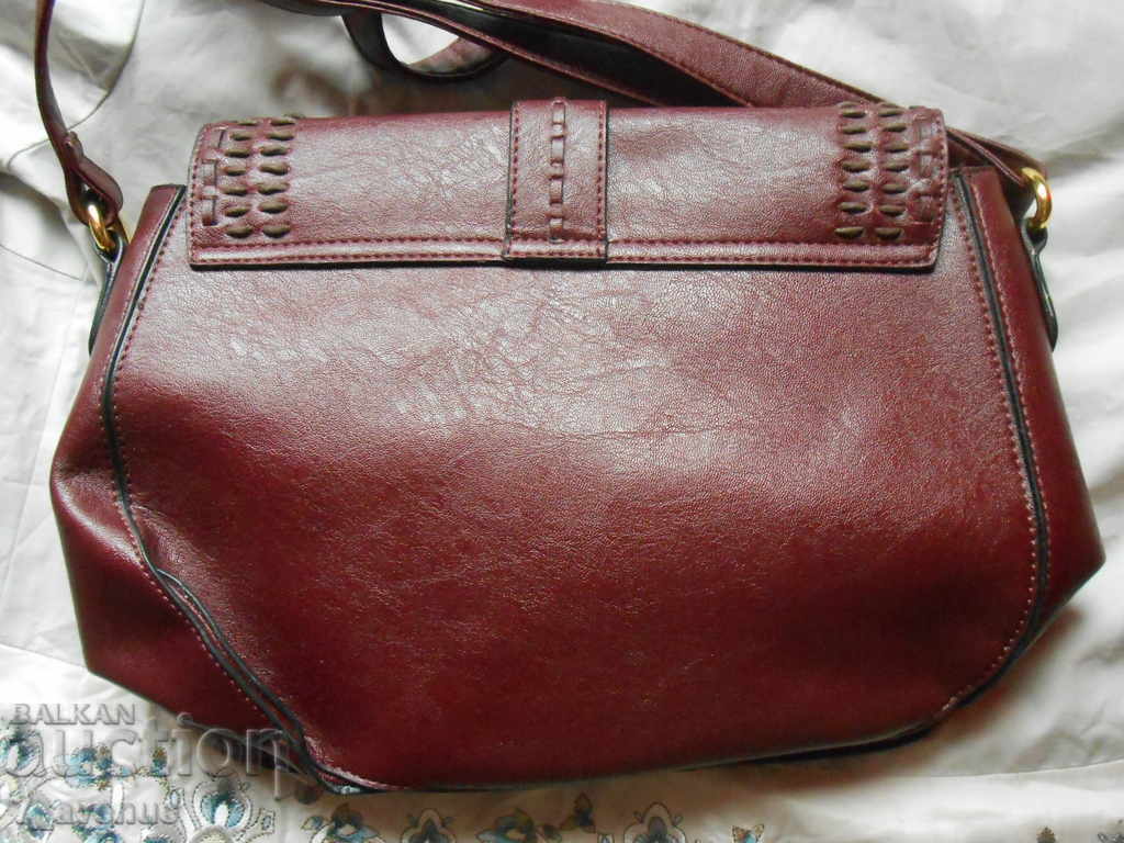Auction Women's BAG interesting burgundy, VINTAGE 9.11.2020 Auction Women's BAG interesting burgundy, VINTAGE 9.11.2020