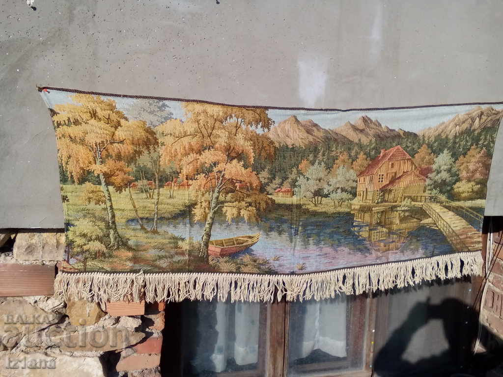 Старинен ковьор,покривка за стена с цена 70.00 лв. | € 35.79 Старинен ковьор,покривка за стена с цена 70.00 лв. | € 35.79