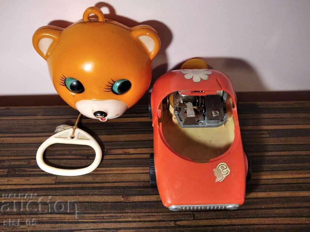 Auction Old mechanical, plastic toy 2 pcs. SANKYO work Auction Old mechanical, plastic toy 2 pcs. SANKYO work