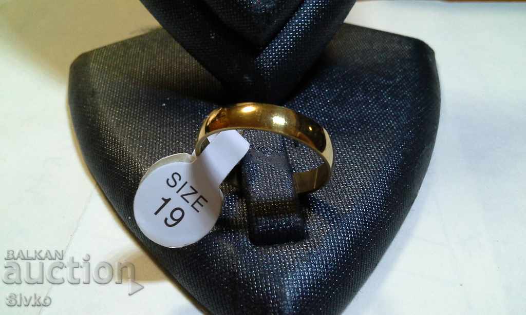 Ring new medical steel ring number 19 gold