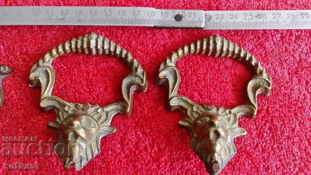Auction Old metal bronze handles ornaments furniture lion Auction Old metal bronze handles ornaments furniture lion