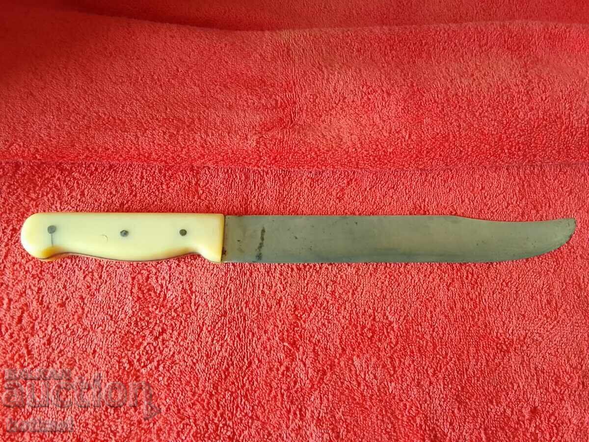 Delivery of Old large knife France