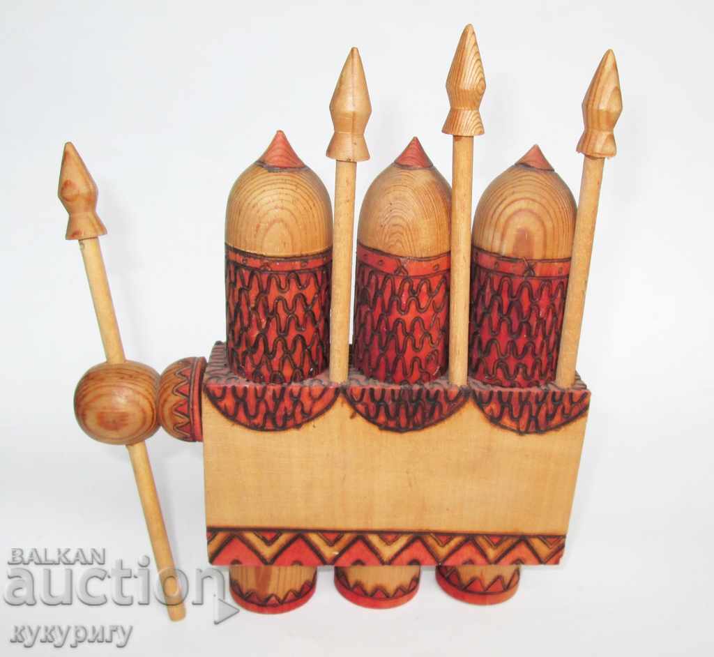 Παλιά ρωσική σύνθεση της ΕΣΣΔ ξύλινη φιγούρα Bogatiri με τιμή 45.00 BGN | € 23.01 Παλιά ρωσική σύνθεση της ΕΣΣΔ ξύλινη φιγούρα Bogatiri με τιμή 45.00 BGN | € 23.01