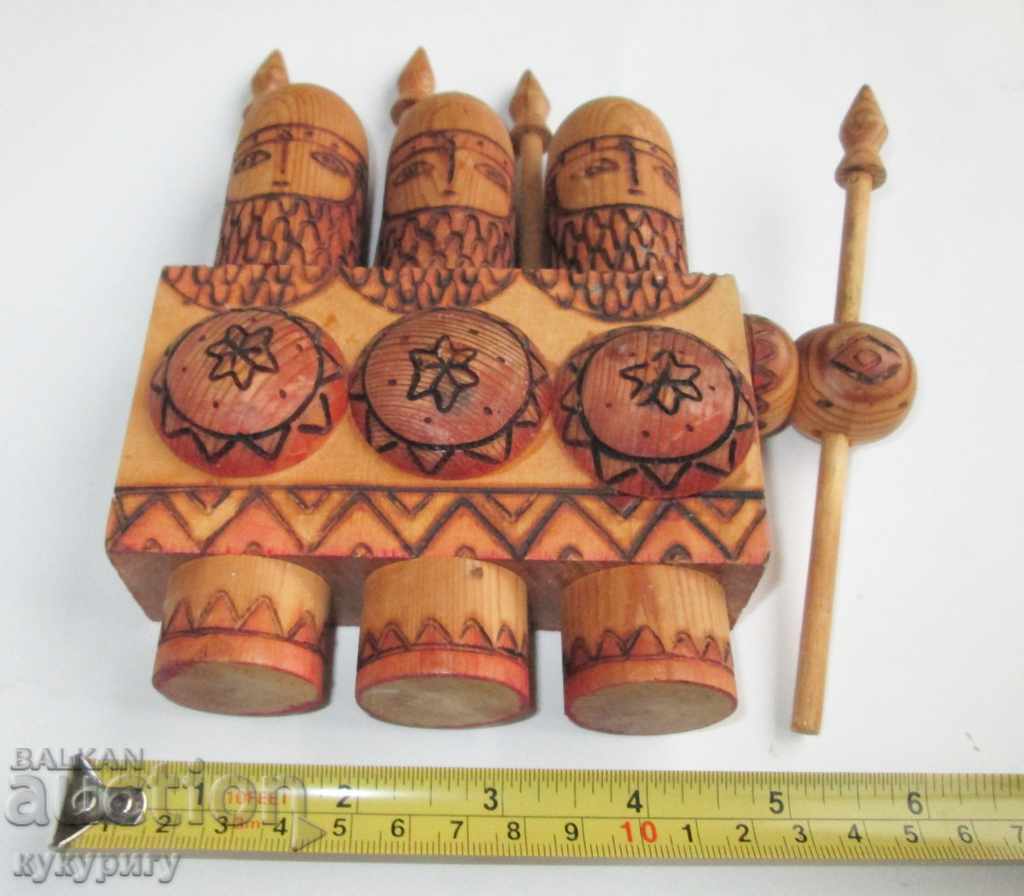 Παλιά ρωσική σύνθεση της ΕΣΣΔ ξύλινη φιγούρα Bogatiri - 5 Παλιά ρωσική σύνθεση της ΕΣΣΔ ξύλινη φιγούρα Bogatiri - 5