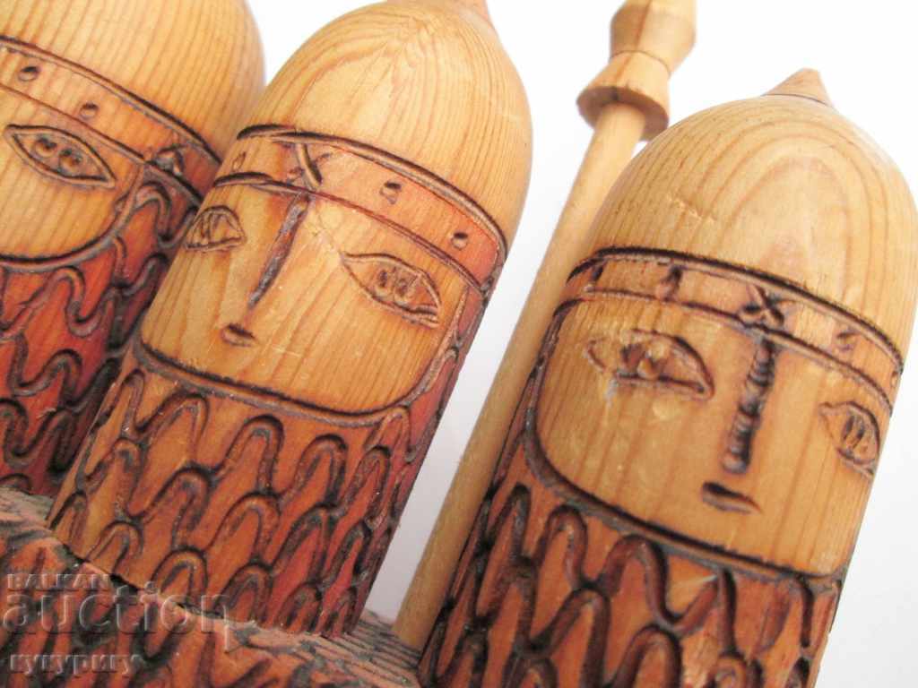 Παλιά ρωσική σύνθεση της ΕΣΣΔ ξύλινη φιγούρα Bogatiri - 7 Παλιά ρωσική σύνθεση της ΕΣΣΔ ξύλινη φιγούρα Bogatiri - 7