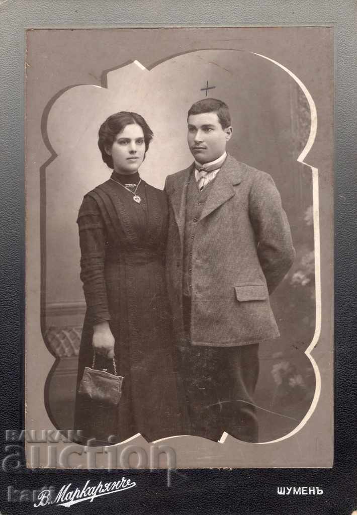 СТАРА ФОТОГРАФИЯ - КАРТОН - В.МАРКАРЯН - ШУМЕН СТАРА ФОТОГРАФИЯ - КАРТОН - В.МАРКАРЯН - ШУМЕН