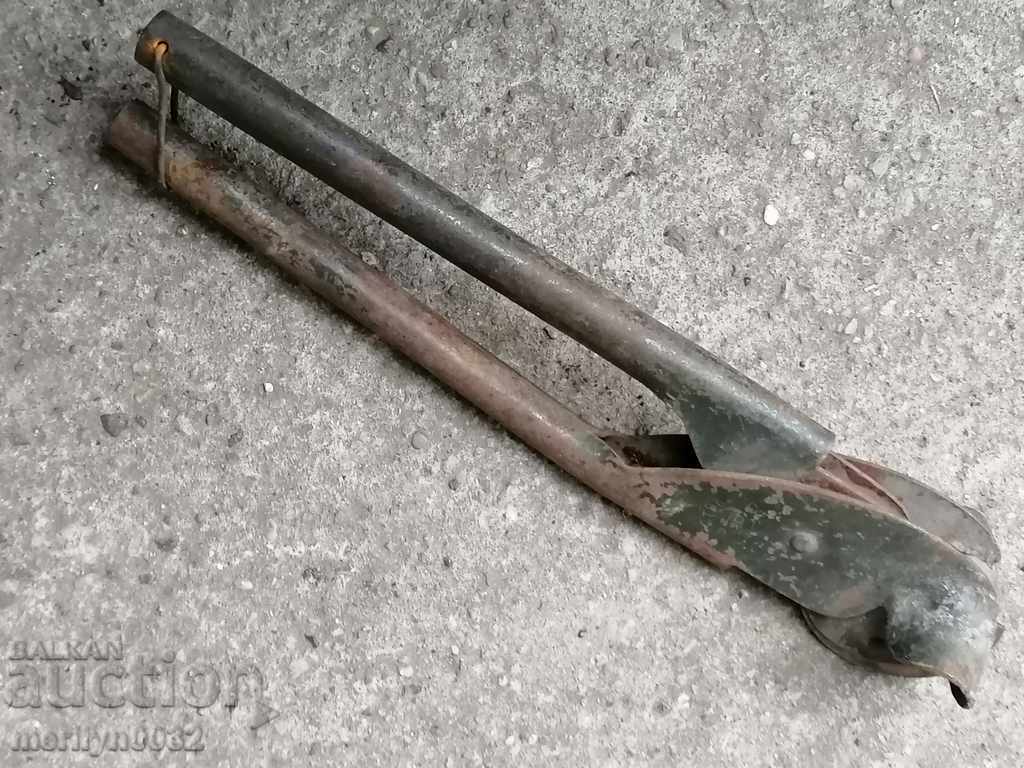 Profiled pliers for bergamon tube early wounds, Bulgaria with price 31.00 BGN | € 15.85 Profiled pliers for bergamon tube early wounds, Bulgaria with price 31.00 BGN | € 15.85