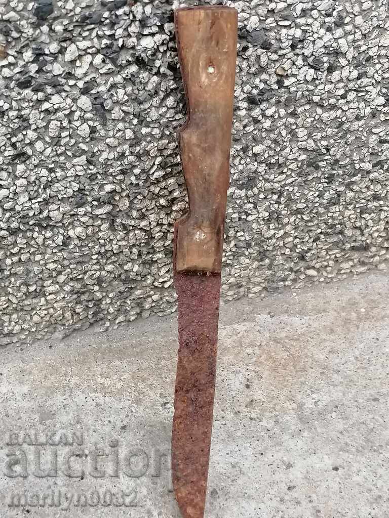 Old knife blade with price 38.00 BGN | € 19.43 Old knife blade with price 38.00 BGN | € 19.43