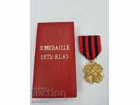 Collectible Belgian bronze medal with box