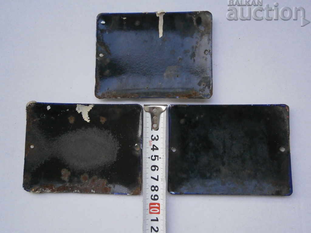 antique number plates lot RRR - 6 antique number plates lot RRR - 6