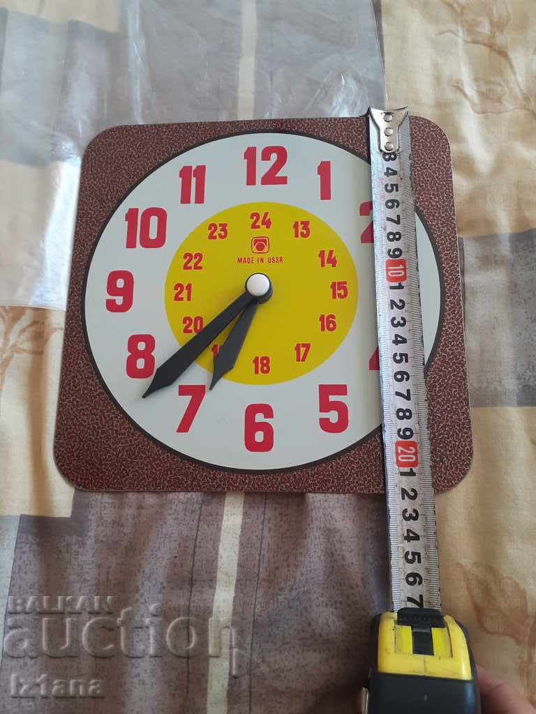 Auction Old clock face Auction Old clock face