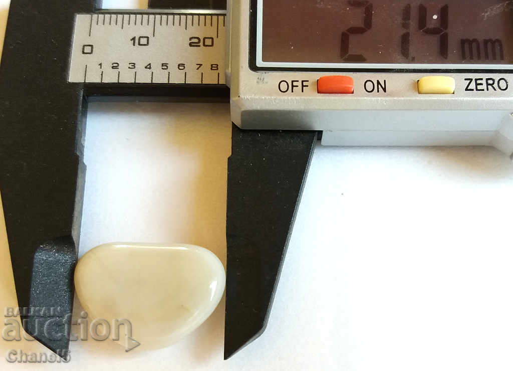 Auction  NATURAL ONYX (85)