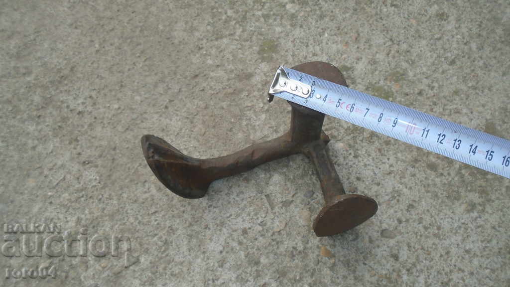 SHOE ANCHOR - EXCELLENT with price 23.00 BGN | € 11.76 SHOE ANCHOR - EXCELLENT with price 23.00 BGN | € 11.76