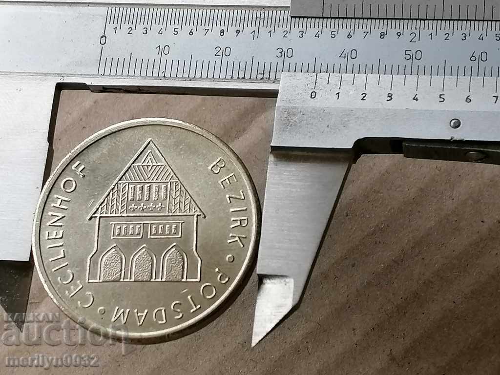 Auction Soc. GDR DDR plaque Auction Soc. GDR DDR plaque