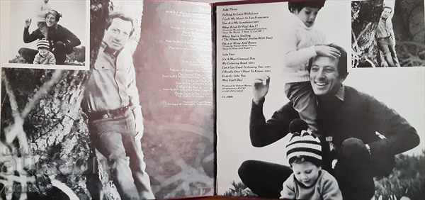 Andy Williams - Moon River / Days Of Wine And Roses with price 25.00 BGN | € 12.78 Andy Williams - Moon River / Days Of Wine And Roses with price 25.00 BGN | € 12.78