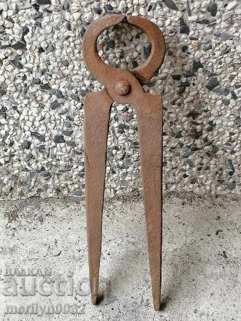 Antique primitive carpet/rug shears/scissors, early 20th century