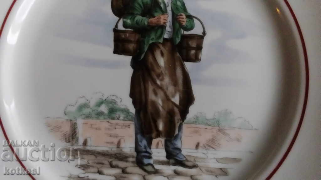 Livrarea Veche farfurie din porțelan, marcată Germania Winterling Livrarea Veche farfurie din porțelan, marcată Germania Winterling