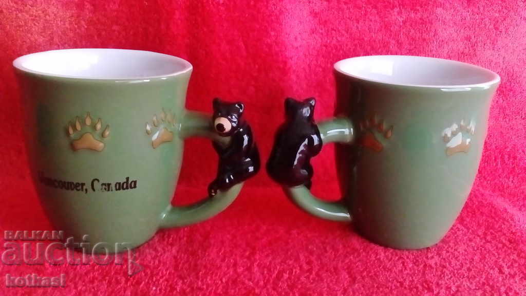 Yellowstone Park old cups Bears Embossed paws - 5 Yellowstone Park old cups Bears Embossed paws - 5