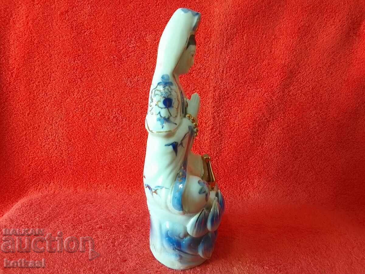 Δημοπρασία Παλιά πορσελάνινη γυναίκα που προσεύχεται στην Ασία του Βούδα Δημοπρασία Παλιά πορσελάνινη γυναίκα που προσεύχεται στην Ασία του Βούδα