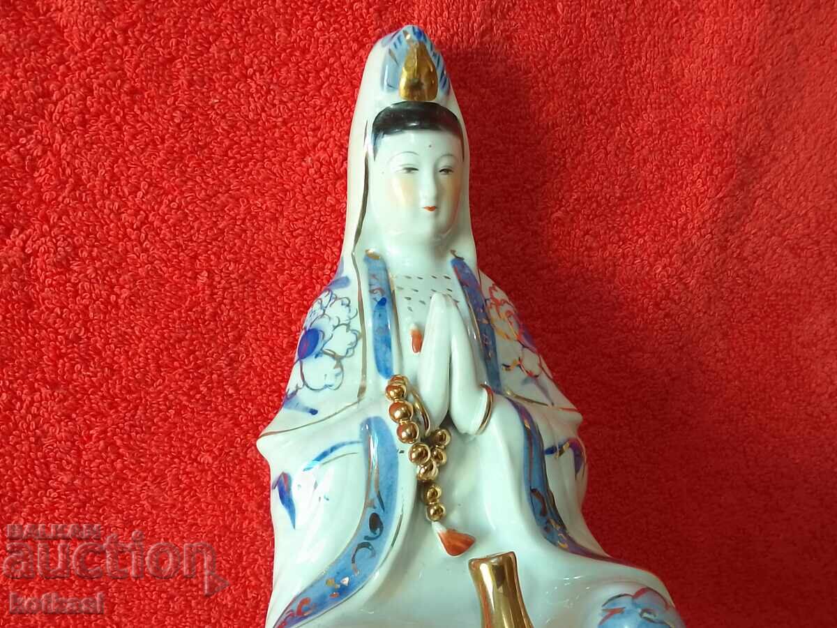 Old Porcelain Figure Woman Praying Buddha Asia - 7 Old Porcelain Figure Woman Praying Buddha Asia - 7