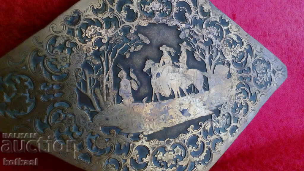 Auction Old copper bronze panel Horses Men Woman Hunting dog Auction Old copper bronze panel Horses Men Woman Hunting dog