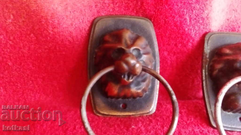 Old Metal Door Knocker with price 26.50 BGN | € 13.55 Old Metal Door Knocker with price 26.50 BGN | € 13.55