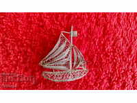 Broșă veche de argint Filigran Navă Barcă cu pânze Sea