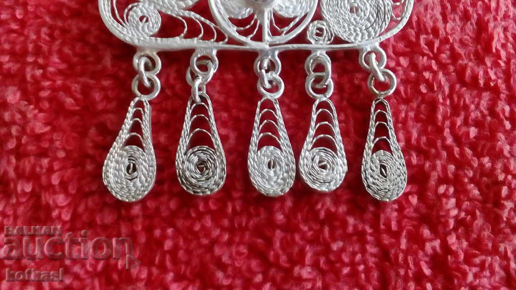 Old silver filigree brooch with price 85.50 BGN | € 43.72 Old silver filigree brooch with price 85.50 BGN | € 43.72