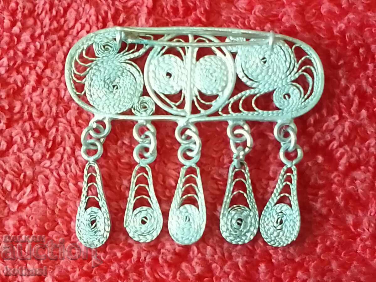 Delivery of Old silver brooch filigree semi-precious stone Delivery of Old silver brooch filigree semi-precious stone