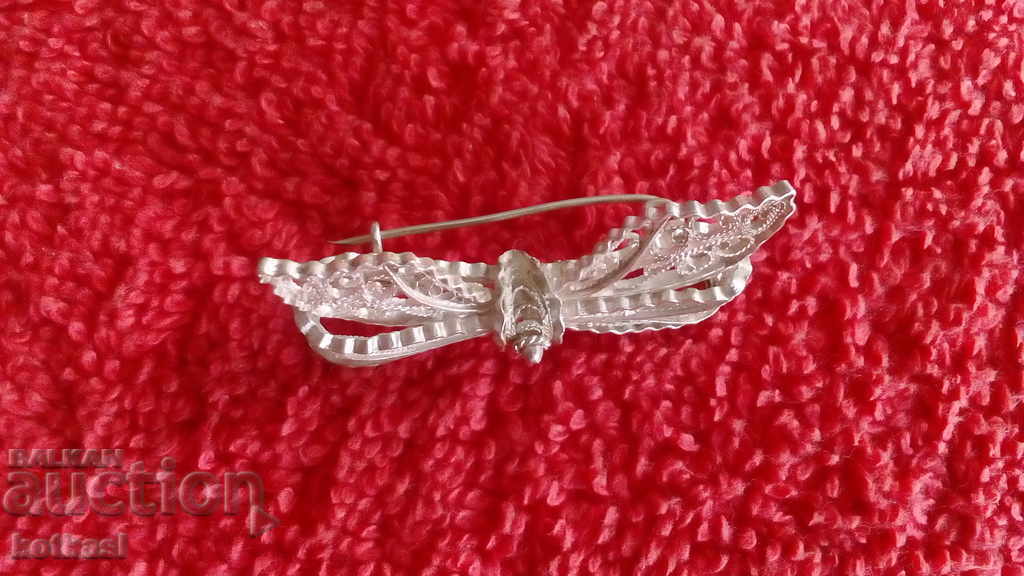 Old silver filigree ribbon brooch - 6 Old silver filigree ribbon brooch - 6
