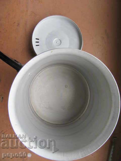 Аукцион ОТЛИЧНО ЗАПАЗЕНА ЕЛЕКТРИЧЕСКА КАНА ОТ СОЦА Аукцион ОТЛИЧНО ЗАПАЗЕНА ЕЛЕКТРИЧЕСКА КАНА ОТ СОЦА