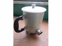EXCELLENTLY PRESERVED ELECTRIC KETTLE FROM SOCA