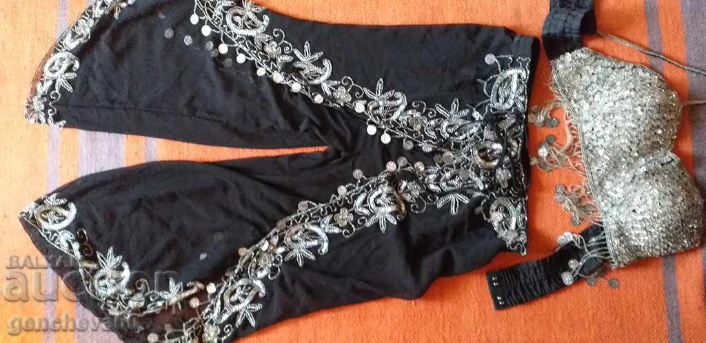 COSTUM pentru dansuri orientale cu broderie, paiete cu preț € 50.00 | 97.79 BGN