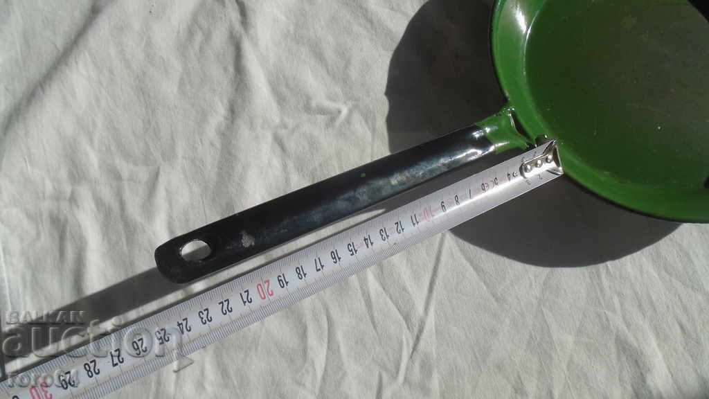 BULGARIAN ENAMELED PAN FAMILY - 1954 - 6