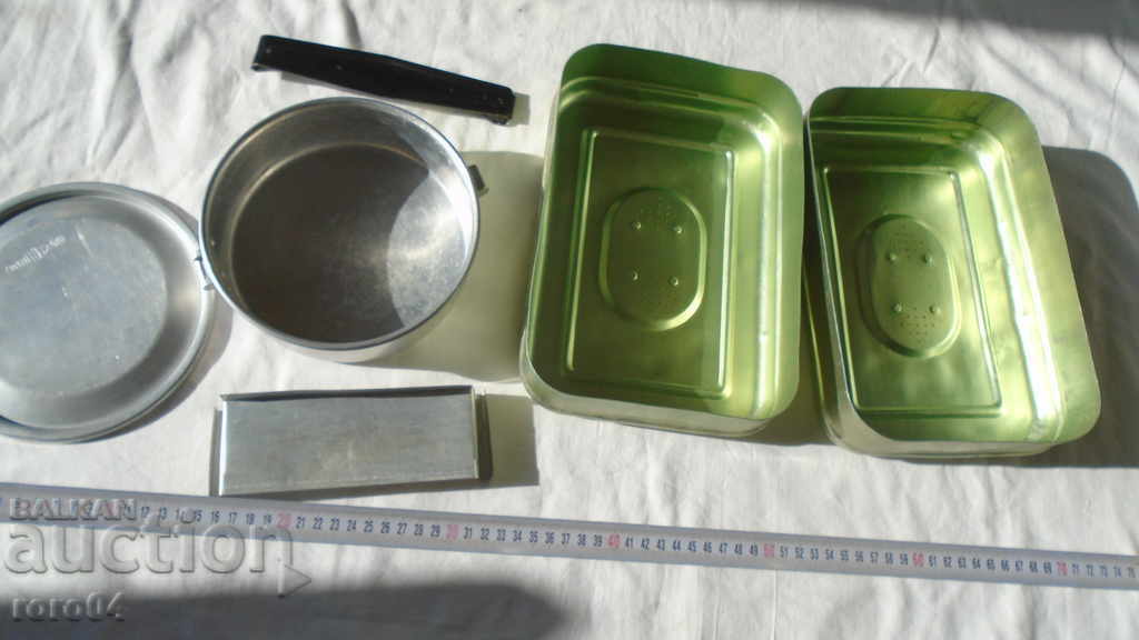 Delivery of ALUMINUM DISHES WITH BOX Delivery of ALUMINUM DISHES WITH BOX