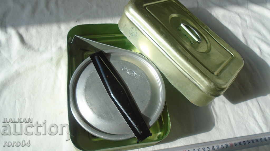 ALUMINUM DISHES WITH BOX - 7 ALUMINUM DISHES WITH BOX - 7
