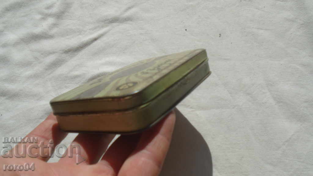 СТАРА ЛАМАРИНЕНА КУТИЯ - 7 СТАРА ЛАМАРИНЕНА КУТИЯ - 7