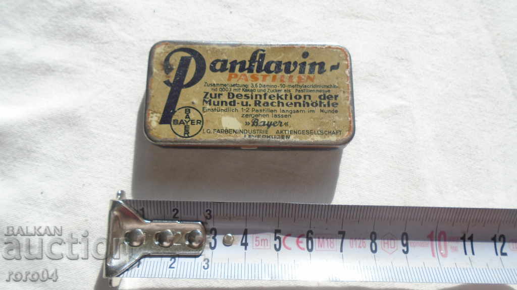 СТАРА ЛАМАРИНЕНА КУТИЯ - WW II с цена 13.50 лв. | € 6.90 СТАРА ЛАМАРИНЕНА КУТИЯ - WW II с цена 13.50 лв. | € 6.90