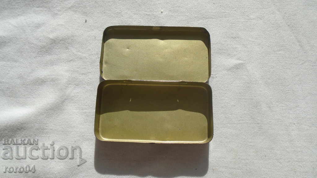 СТАРА ЛАМАРИНЕНА КУТИЯ - WW II - 5 СТАРА ЛАМАРИНЕНА КУТИЯ - WW II - 5