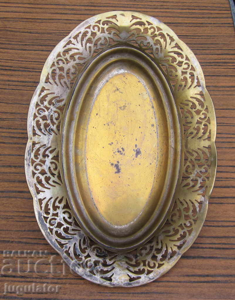 Art Deco Antique bronze silver-plated fruit bowl - marked with price 25.00 BGN | € 12.78 Art Deco Antique bronze silver-plated fruit bowl - marked with price 25.00 BGN | € 12.78