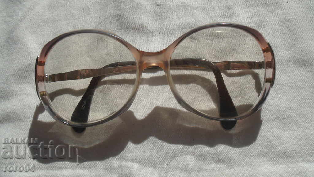 Auction RETRO GLASSES WITH DIOPTER - METZLER - GERMANY Auction RETRO GLASSES WITH DIOPTER - METZLER - GERMANY